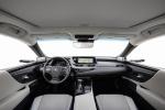 Lexus ES300h with Digital Side-View Monitor 2020 года (EU)